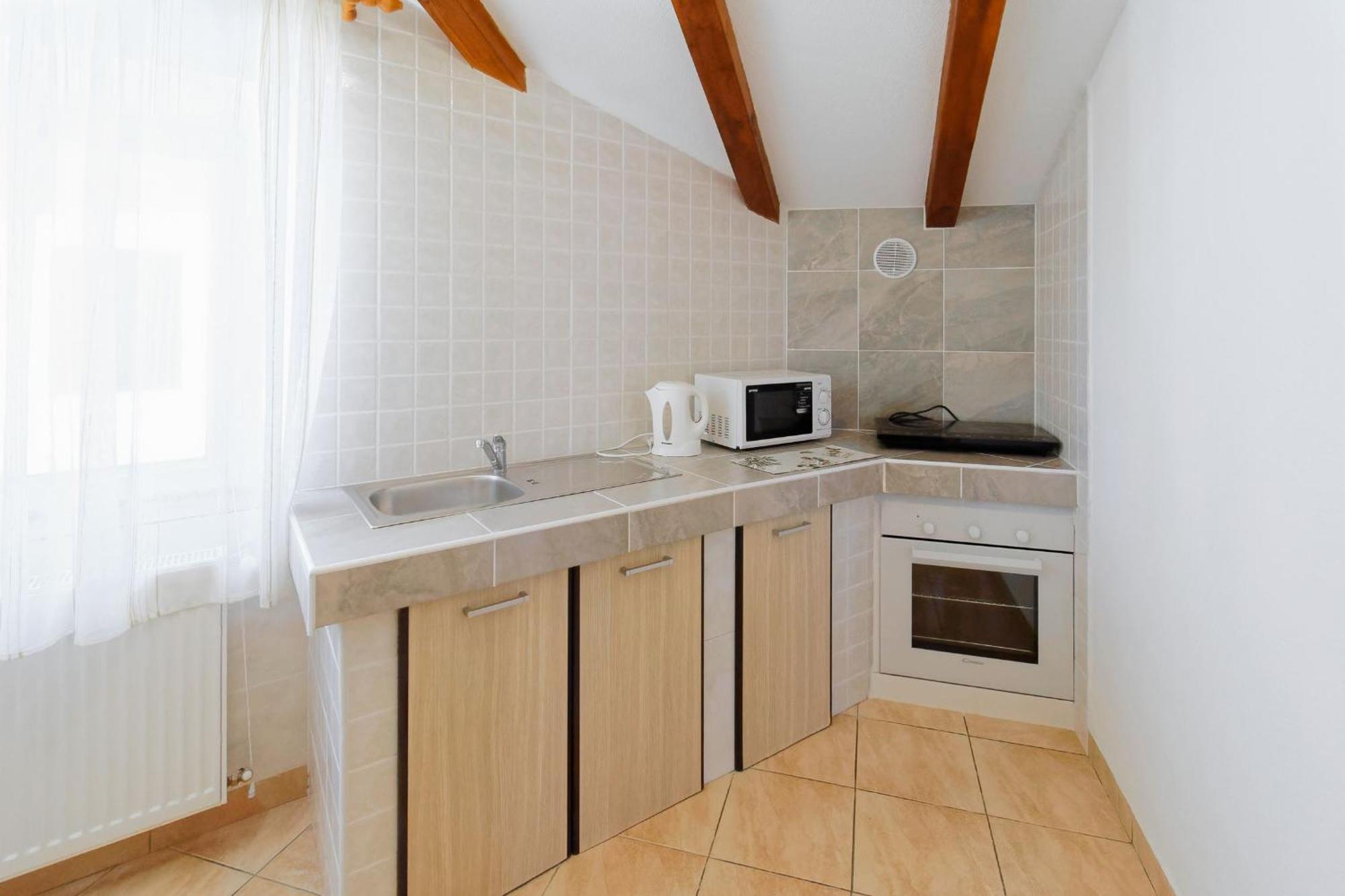 Apartments Viola By Rent Istria Momjan Esterno foto