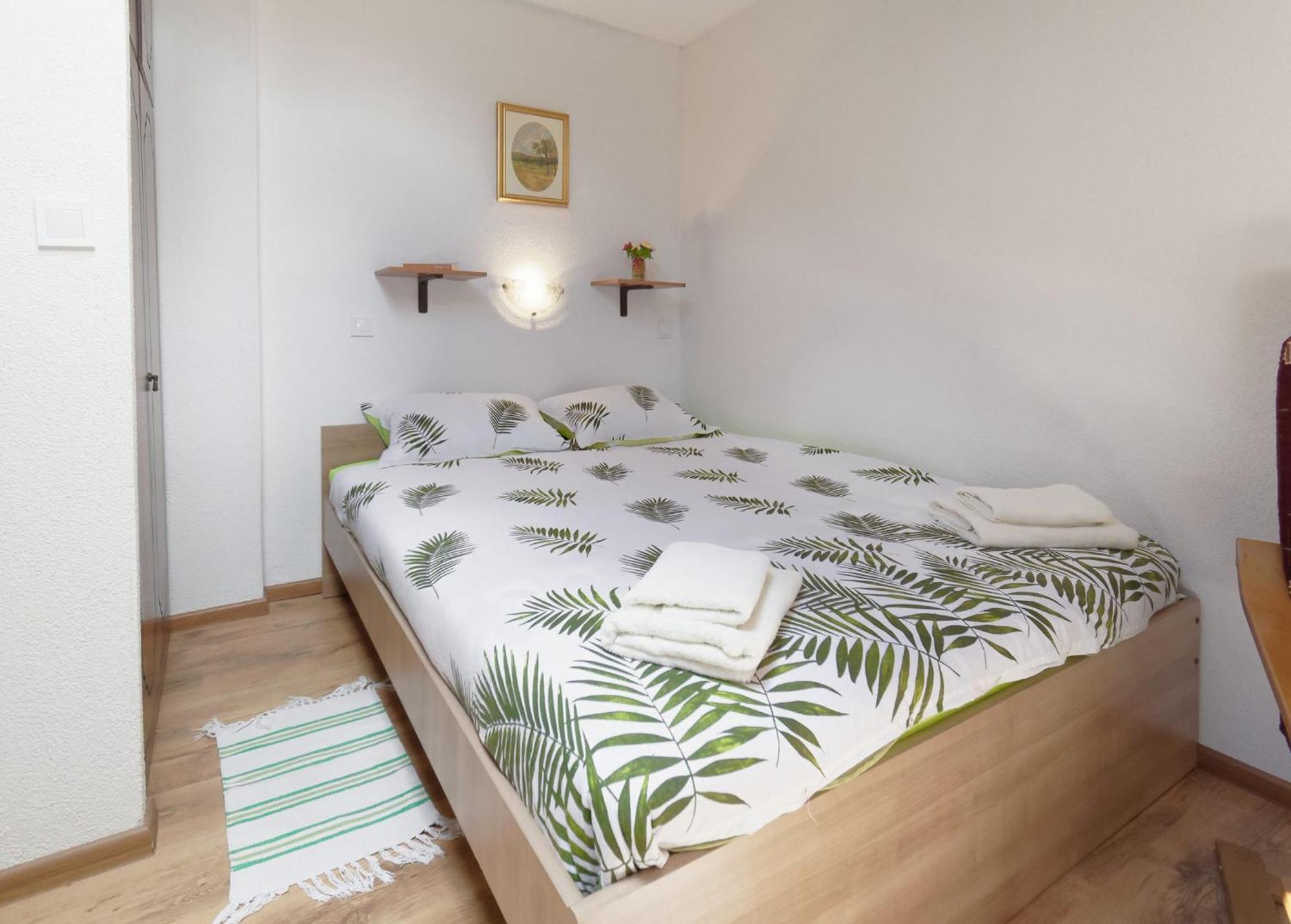 Apartments Viola By Rent Istria Momjan Esterno foto