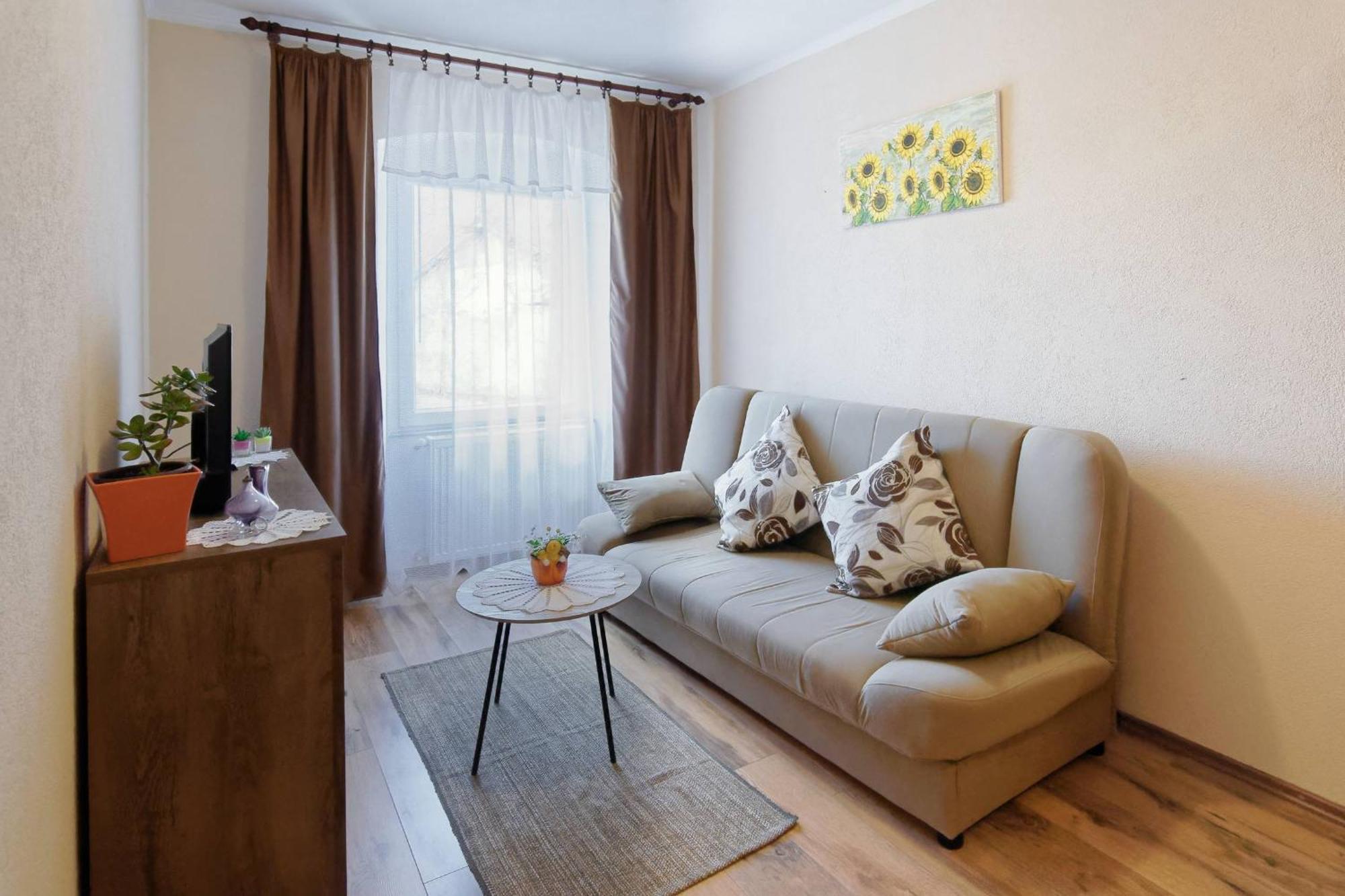 Apartments Viola By Rent Istria Momjan Esterno foto